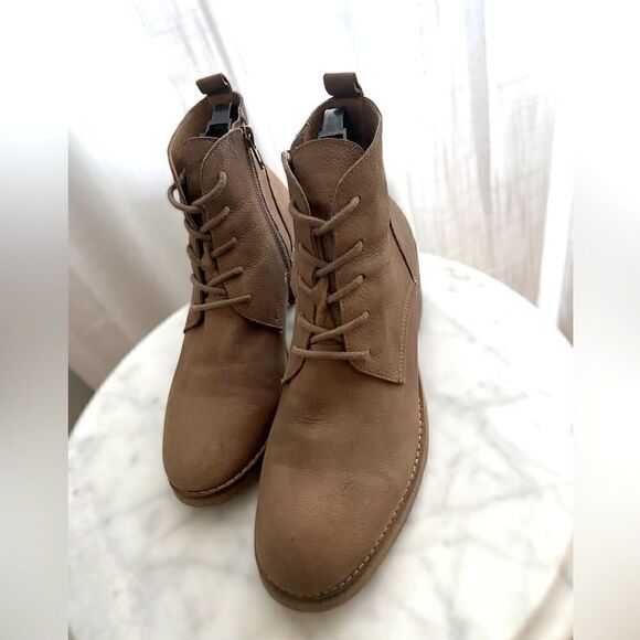 Lucky Brand Lace up Desert Combat Booties size  6.5 - Picture 2 of 16